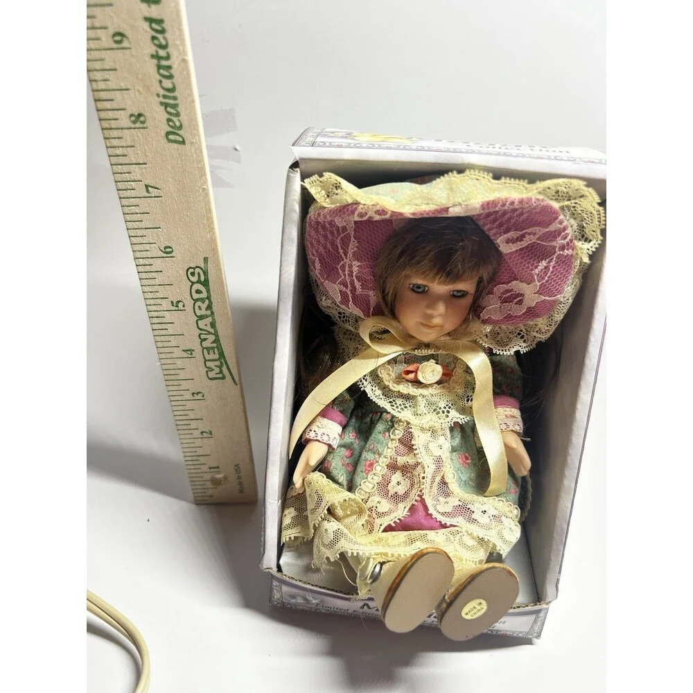 Vintage 1999 Maggie Collection Porcelain Doll  Limited Edition NIB